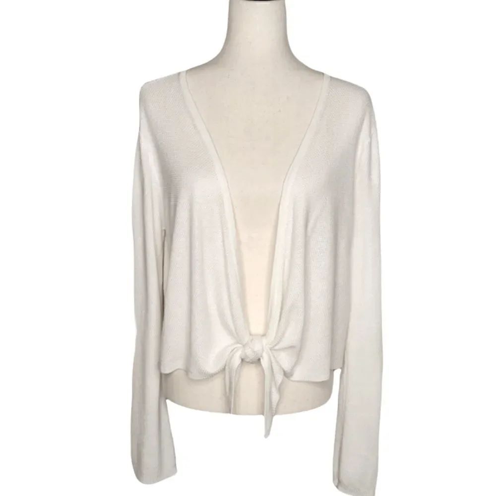 No Comment White Tie Bell Sleeve Cropped Textured Sweater Size XXL